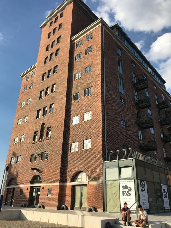 Appartment Ferienwohnung Mit Grosser Terrasse Ohlerich Speicher Wismar Bagian luar foto